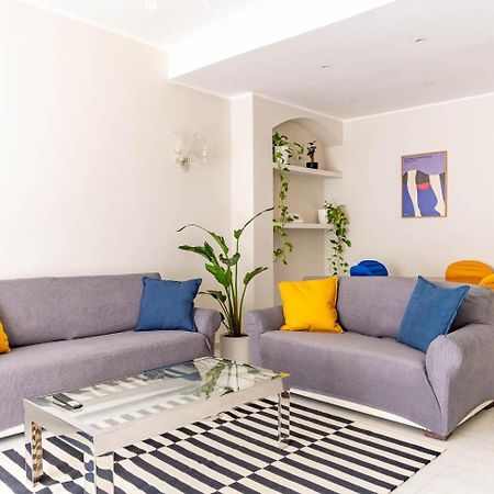Dimora Manzoni - Bari Center Apartman Kültér fotó