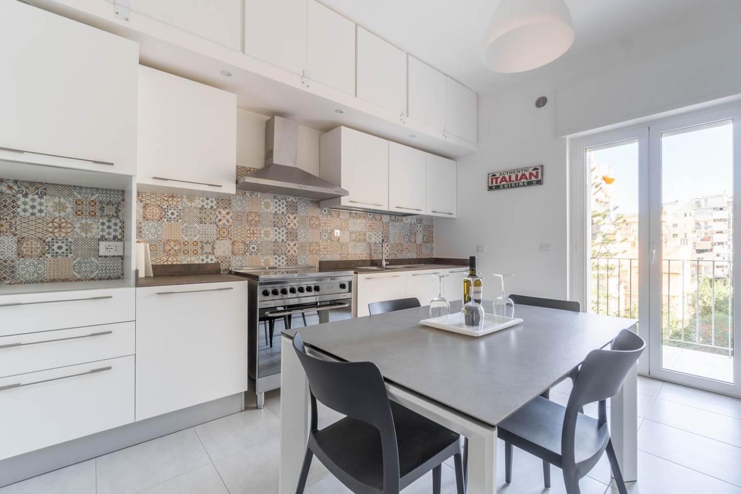 Dimora Manzoni - Bari Center Apartman Kültér fotó